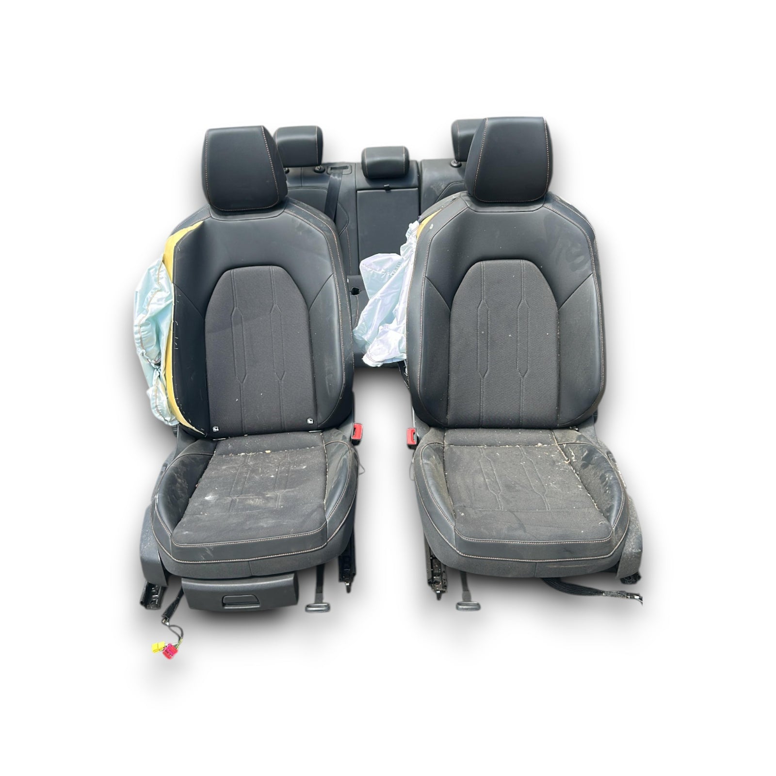 Реч / седалки в кожени и тъкани Neri Cupra Formentor (2020> 2024) + панели за врати