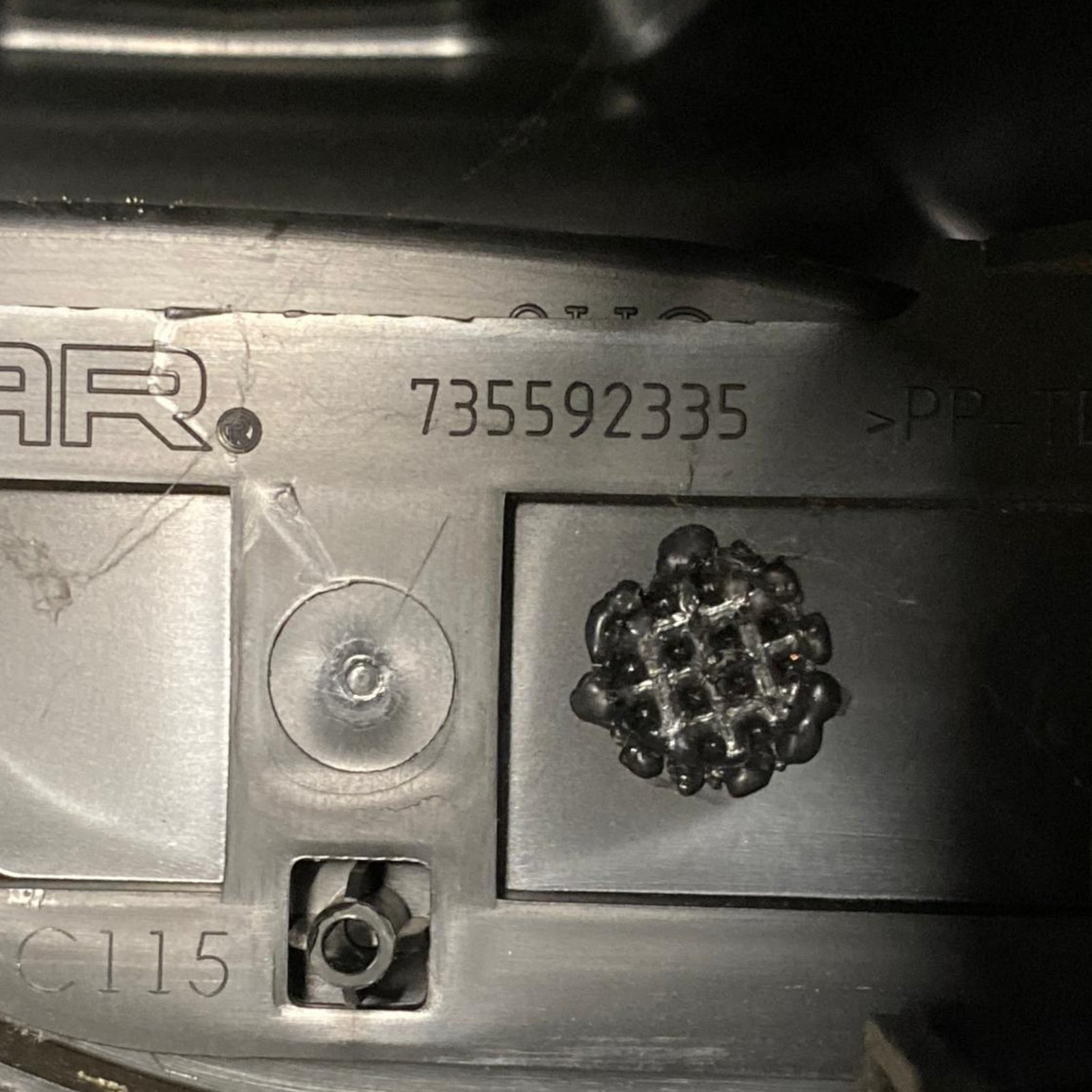 Подлакътник + Централен тунел Jeep Renegade (2014-) COD: 735592335