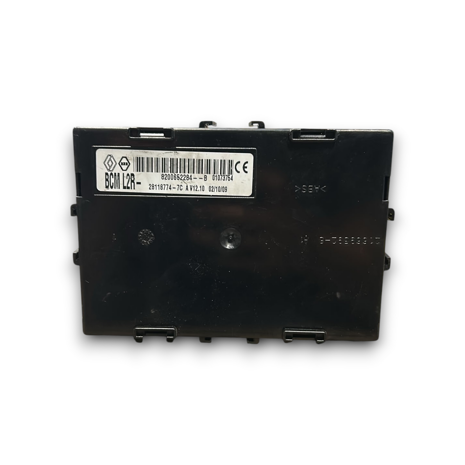 Body computer central unit Renault Clio III 1.2 petrol code: 8200652284 (2005 > 2013)