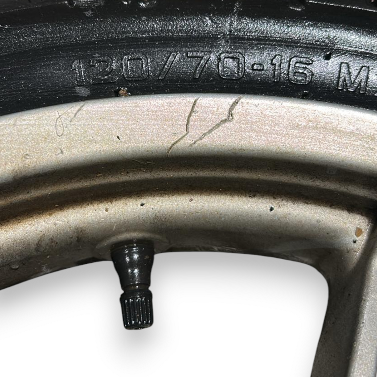 Vorderrad Yamaha X-City (2006 > 2016) (120/70 R16)