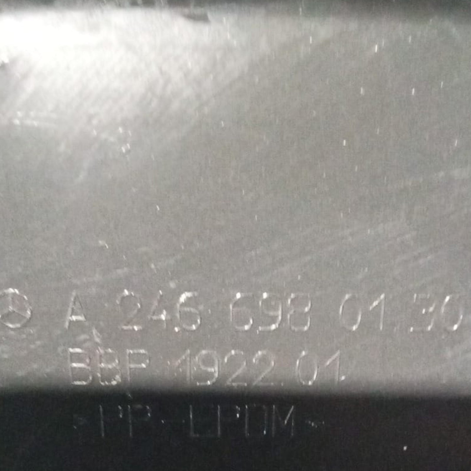 Voorwielkast / spatbord voor links mercedes benz klasse a w176 cod . a2466980130 (2012 > 2018)