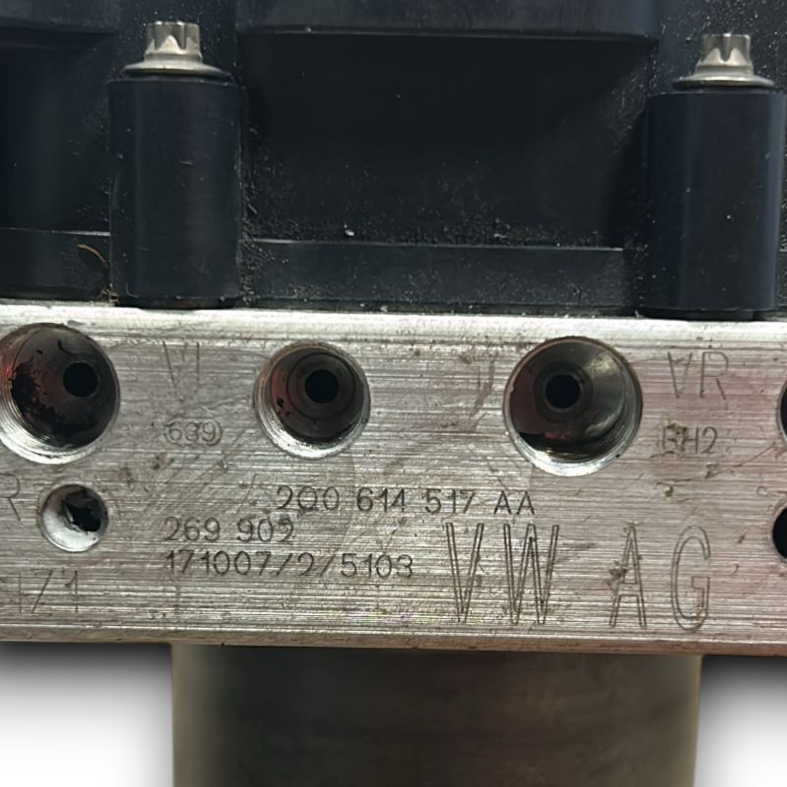 ABS-Pumpensteuergerät Volkswagen Polo AW1 1.6 Diesel Cod:2Q0614517AA (2017 >)