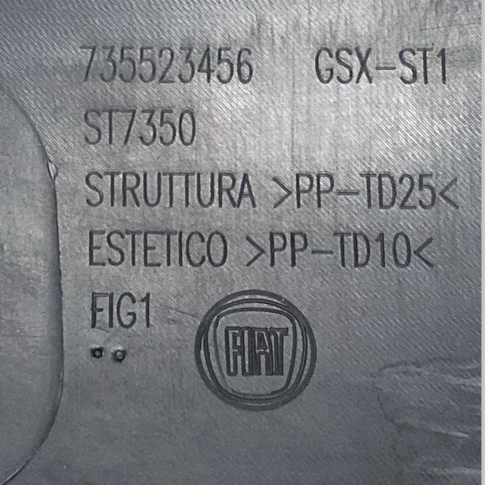Verkleidung / Armaturenbrettverkleidung Fiat Panda 312 Cod: 735523456 (2012 -> )