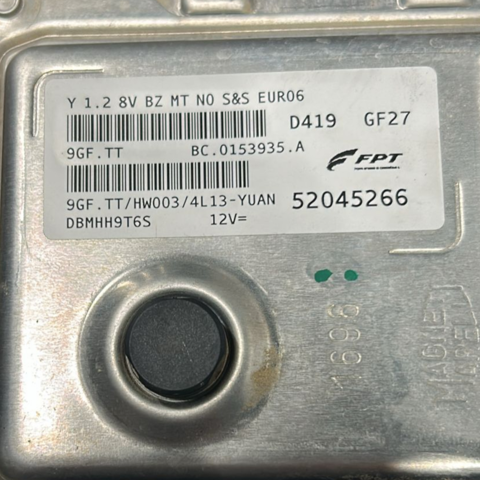 Centralina ecu motore lancia ypsilon 1.2 benzina cod:52045266 (2012 >)