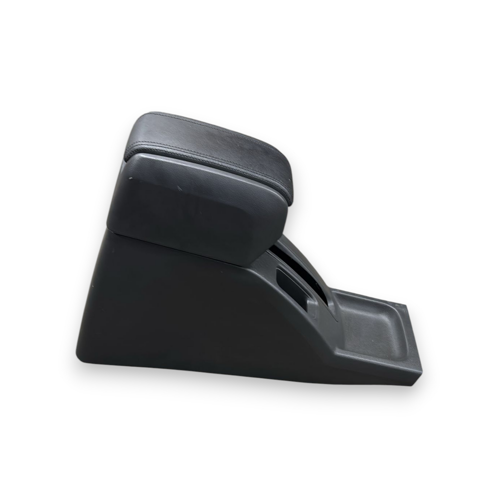 Osrednji tunel + naslon za roke isuzu d-max (2002-2011)