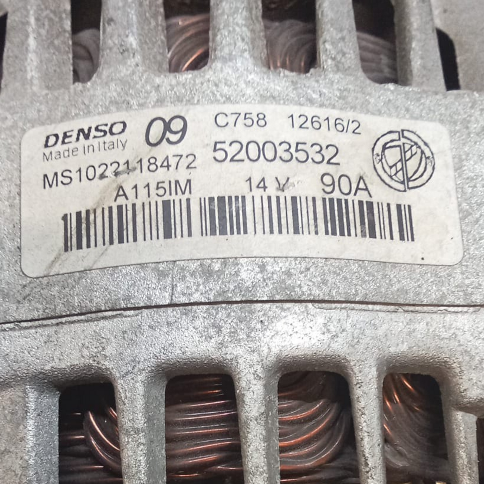 Alternator fiat panda( 312 ) kod . 52003532 1.2 bencin (2012 >)