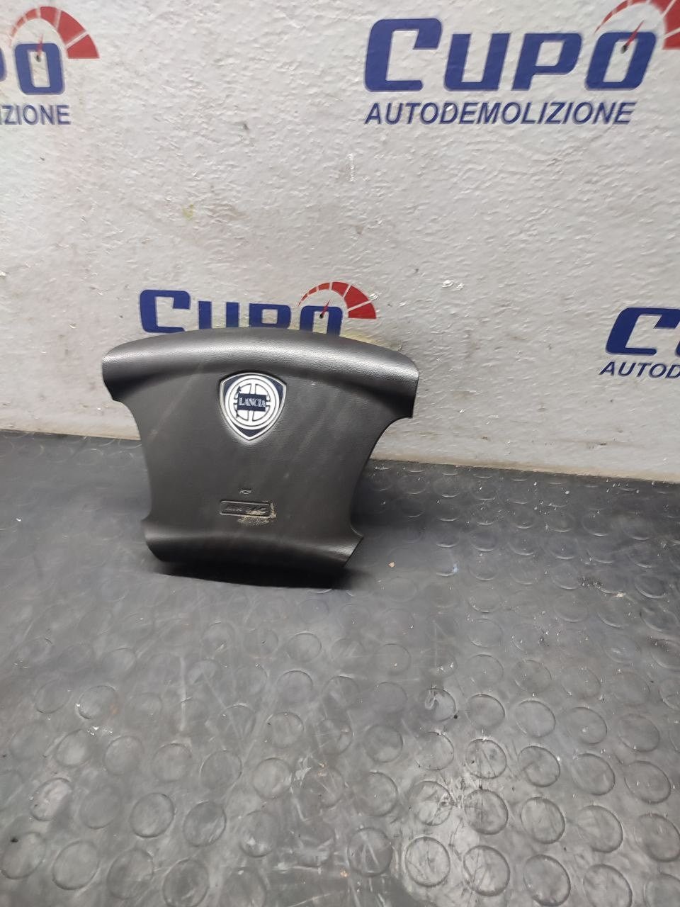 Airbag guidatore Lancia Thesis ( 2007 ) cod 156040255 - F&P CRASH SRLS - Ricambi Usati