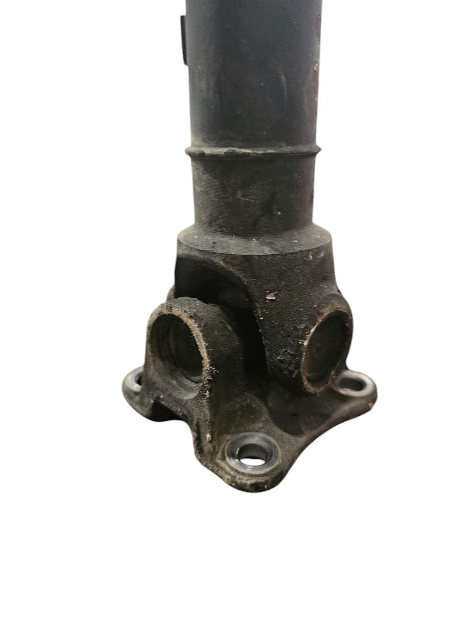 Albero di Trasmissione / Cardanico Anteriore Jaguar F - Pace X761 2.0 Diesel AWD Cod:HK833219BB (2016 - >) - F&P CRASH SRLS - Ricambi Usati