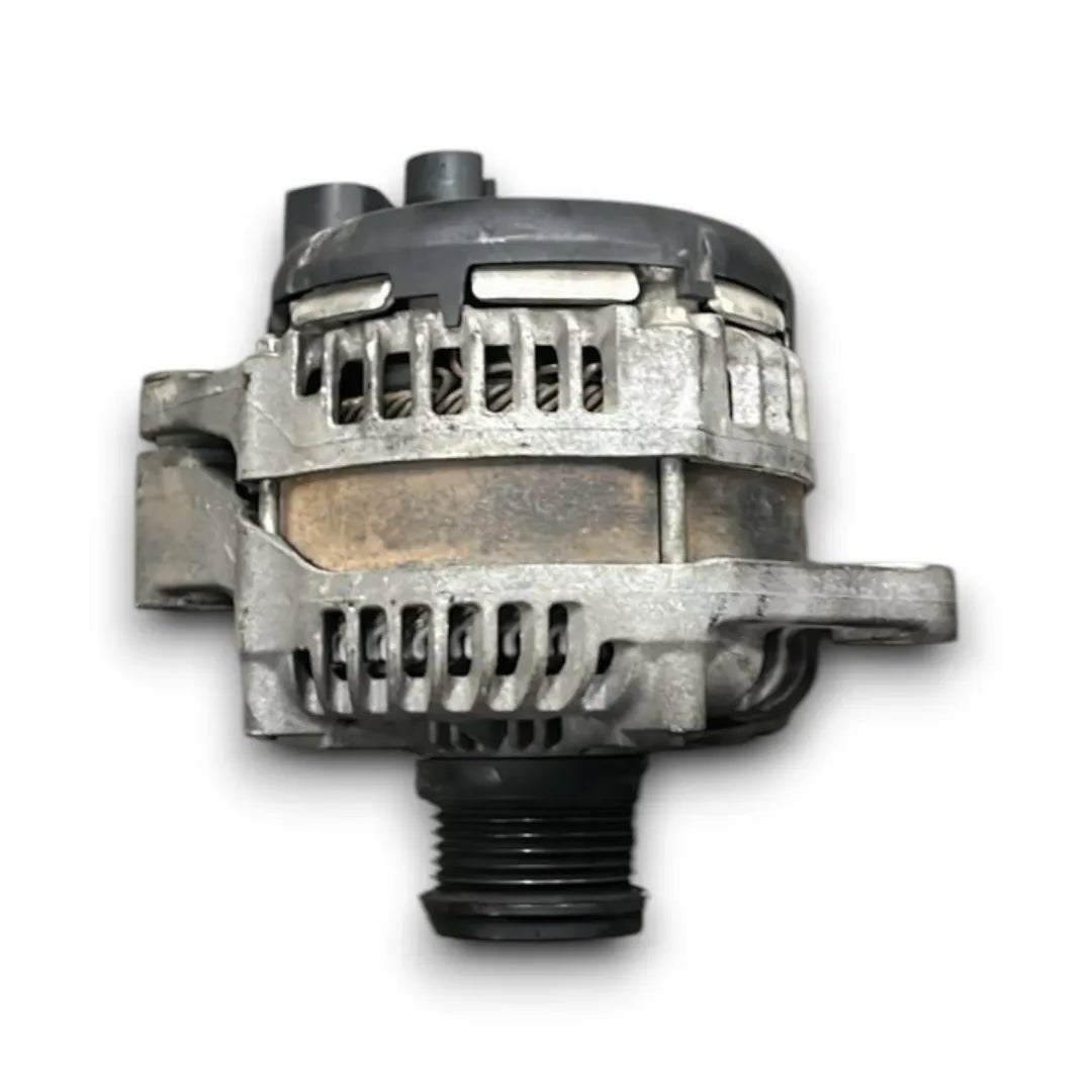 Alternatore Alfa Romeo Stelvio 6V OEM 50536692 - F&P CRASH SRL - Ricambi Usati