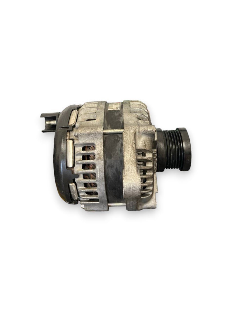 Alternatore Alfa Romeo Stelvio 949 2.2 Diesel (2016>) cod: 50559544 - F&P CRASH SRLS - Ricambi Usati