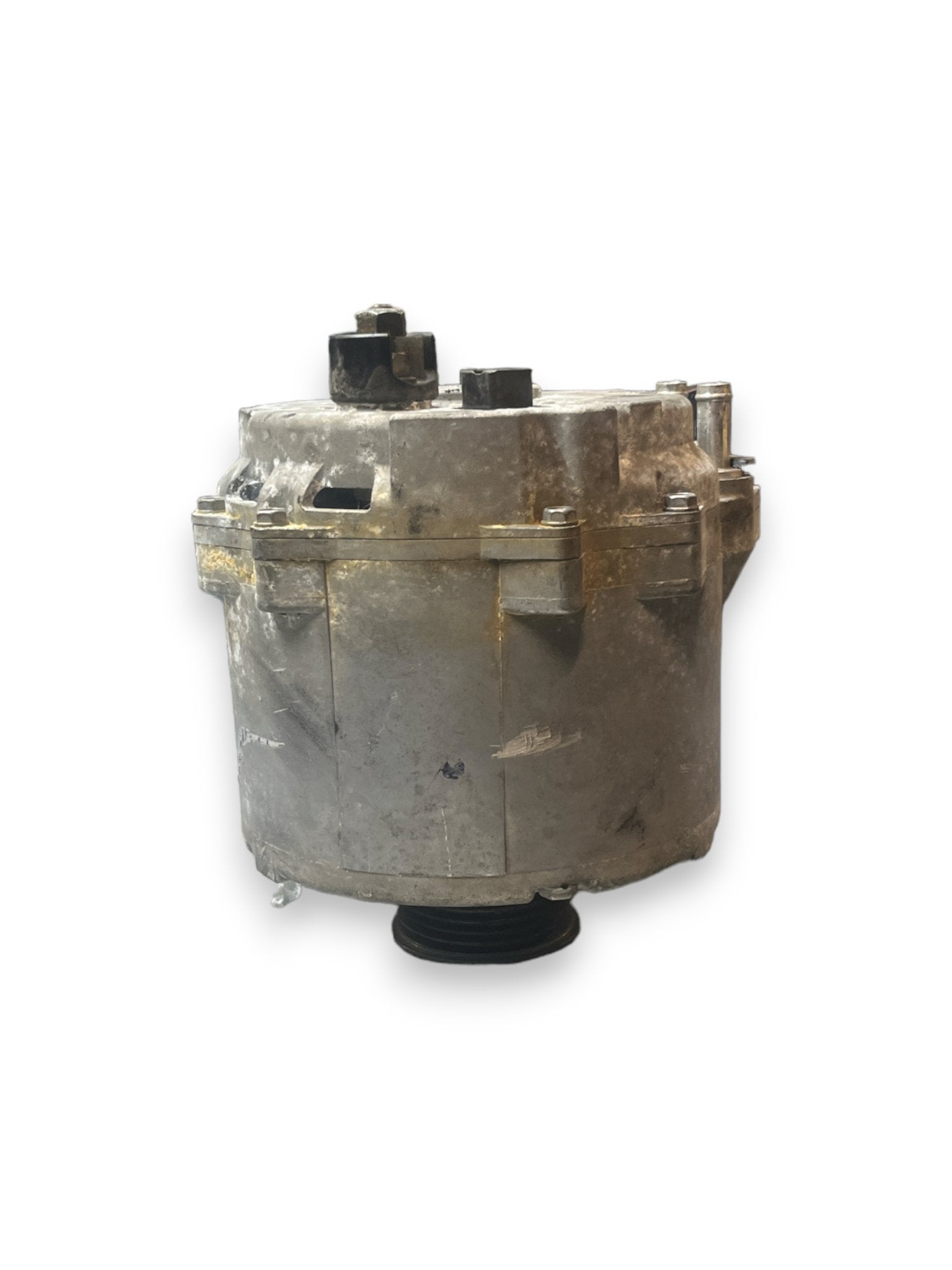 Alternatore Audi A8 ( 4.2d - 4H - 2015 ) cod : 057903015D - F&P CRASH SRLS - Ricambi Usati