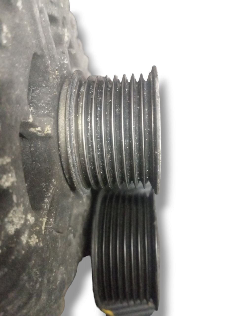 Alternatore Bmw 740i F02 3.0 Benzina (2015) cod: 7603778 - F&P CRASH SRLS - Ricambi Usati