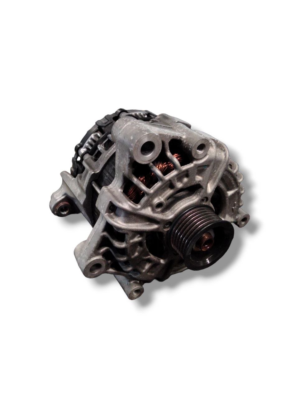 Alternatore Bmw X3 G01 2.0 diesel (2017>) cod.8575059 - F&P CRASH SRLS - Ricambi Usati