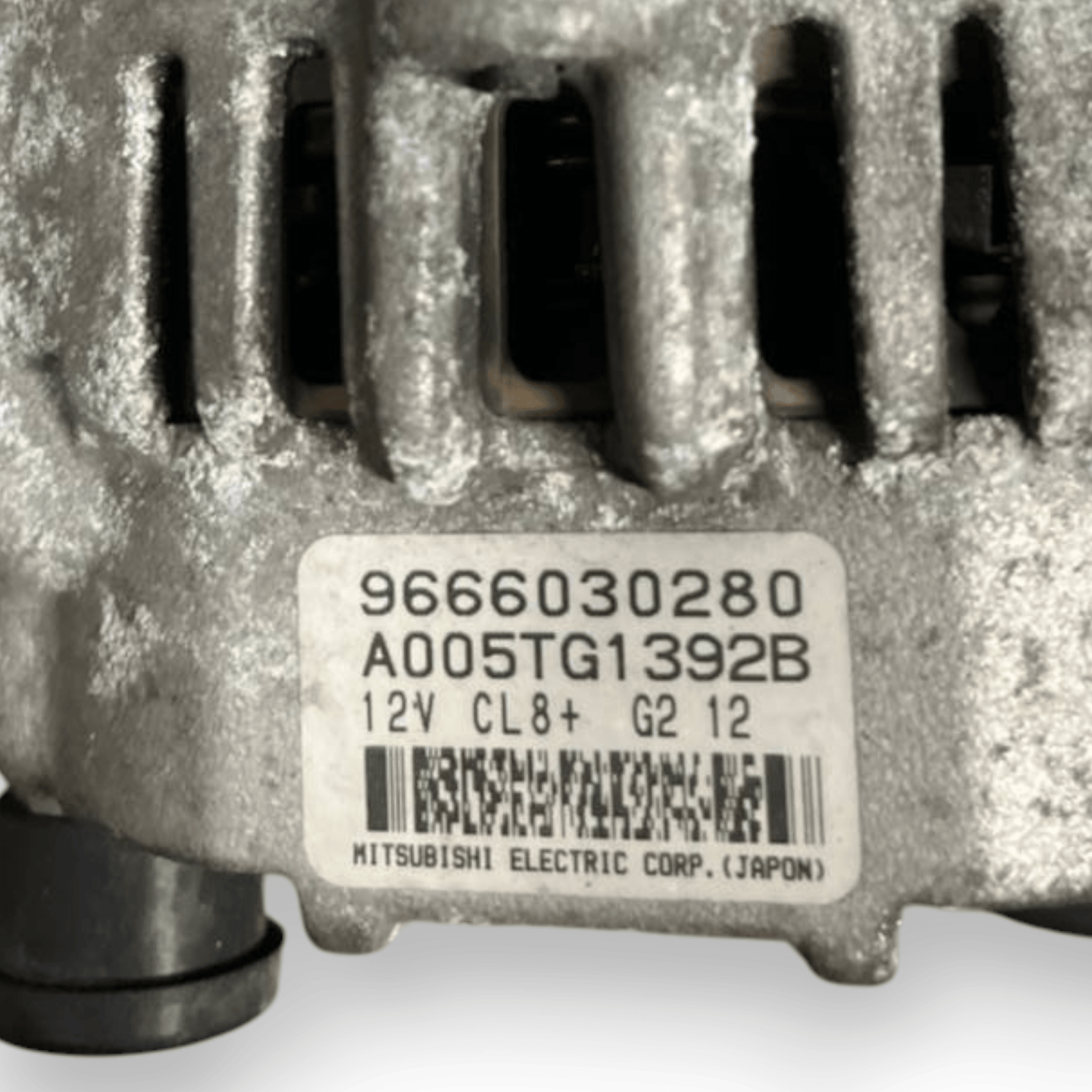 Alternatore Citroen C3 II 1.4 Benzina (2009 al 2016) cod: 9666030280 - F&P CRASH SRLS - Ricambi Usati