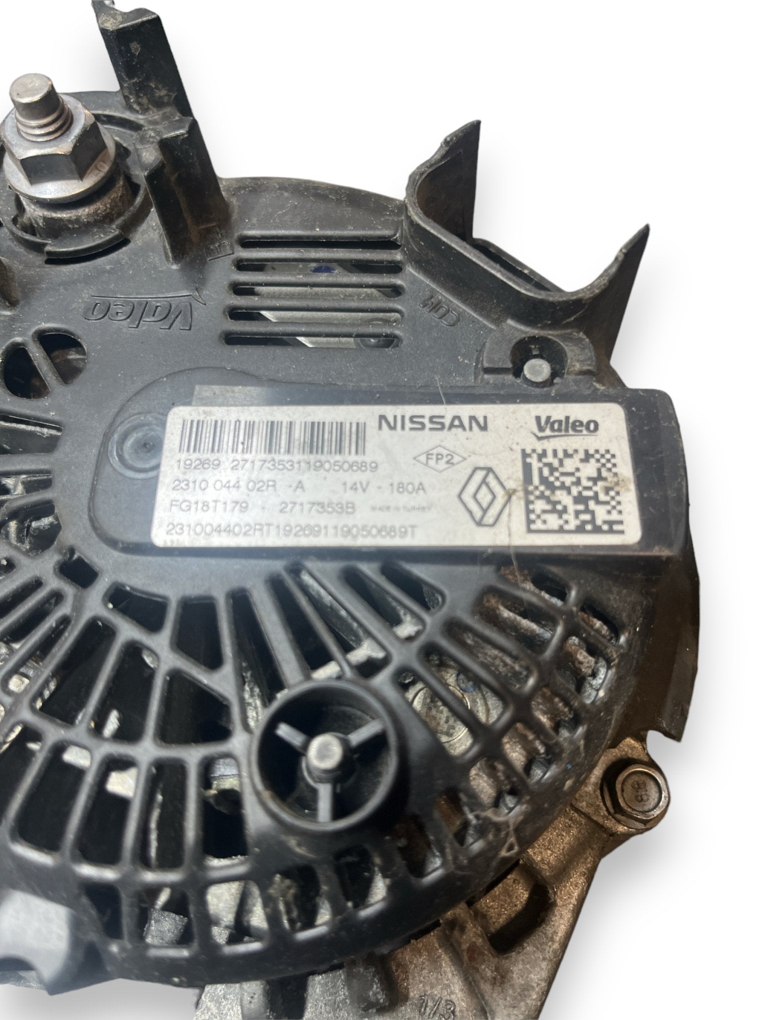 Alternatore Dacia Duster ( 2010 - 1.5d ) cod : 231004402R - F&P CRASH SRLS - Ricambi Usati