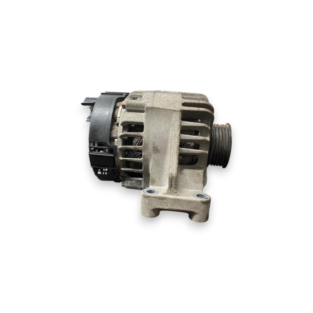 Alternatore Fiat 500 1.2 Benzina (2007 - ) Cod: 52003532 - F&P CRASH SRLS - Ricambi Usati