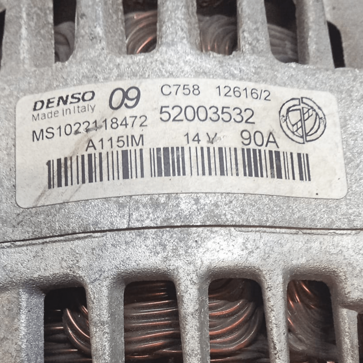 Alternatore fiat panda( 312 ) cod . 52003532 1.2 benzina (2012 >) - F&P CRASH SRL - Ricambi Usati