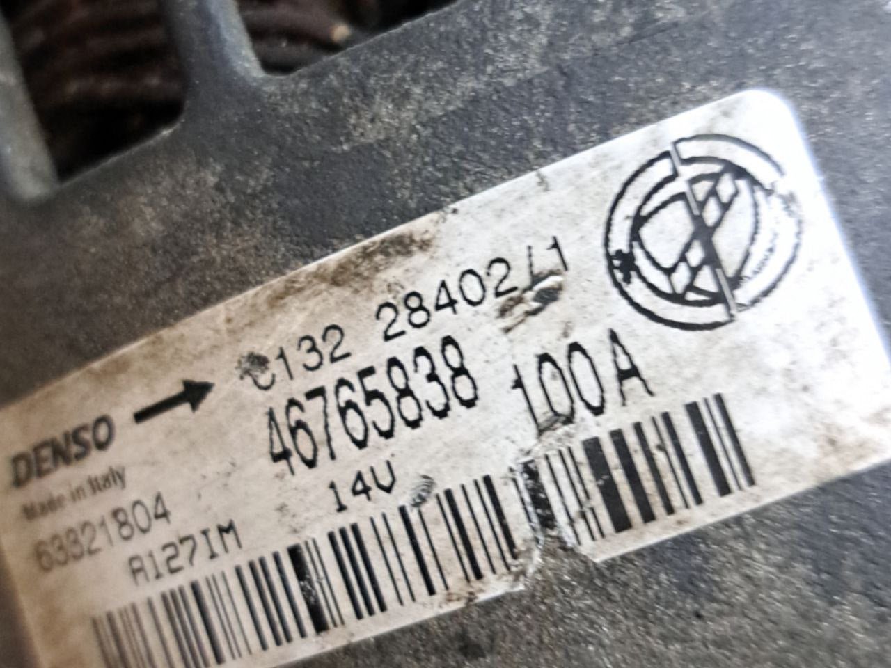 Alternatore Fiat Punto 188 / Alfa 156 / Marea / Multipla 1.9 Diesel (2002) COD:46765838 - F&P CRASH SRLS - Ricambi Usati