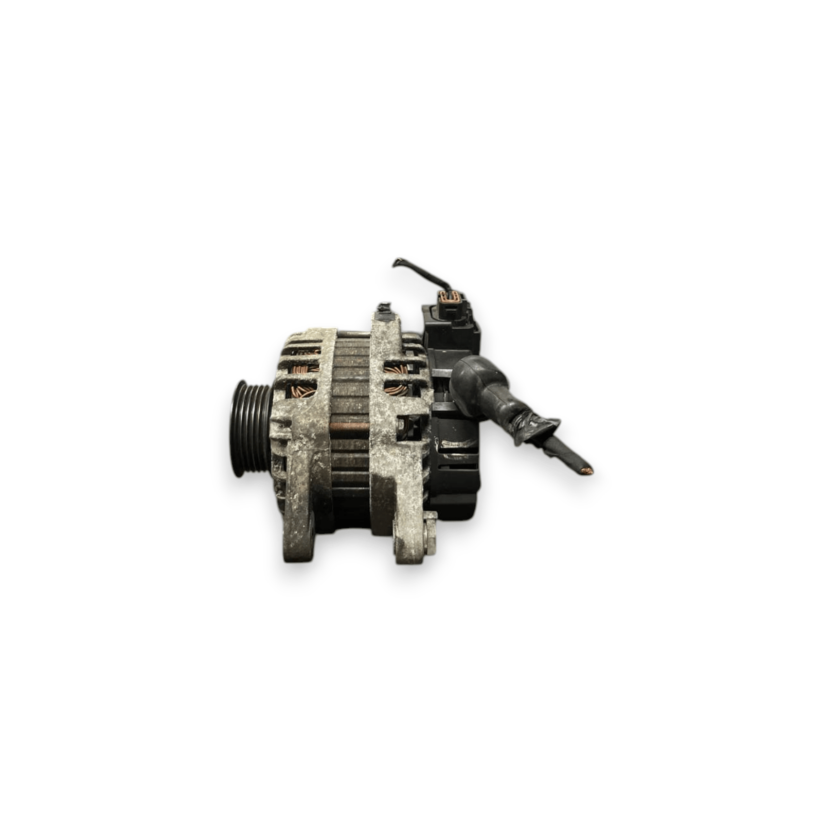 Alternatore Hyundai I20 I 1.2 Benzina (2008 al 2014) cod: 37300 - 03100 - F&P CRASH SRLS - Ricambi Usati