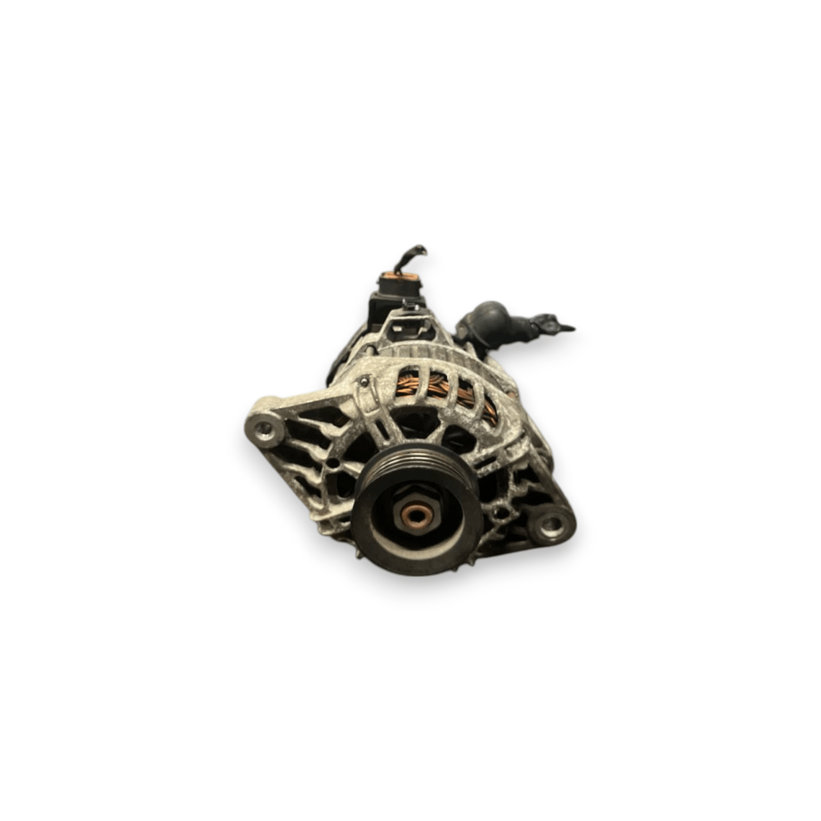 Alternatore Hyundai I20 I 1.2 Benzina (2008 al 2014) cod: 37300 - 03100 - F&P CRASH SRLS - Ricambi Usati