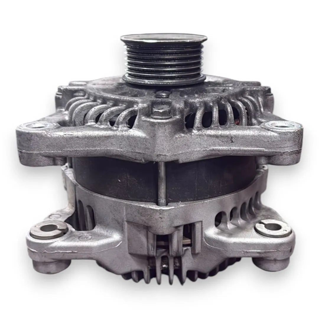 Alternatore Jaguar XE OEM T2H3785 - F&P CRASH SRL - Ricambi Usati