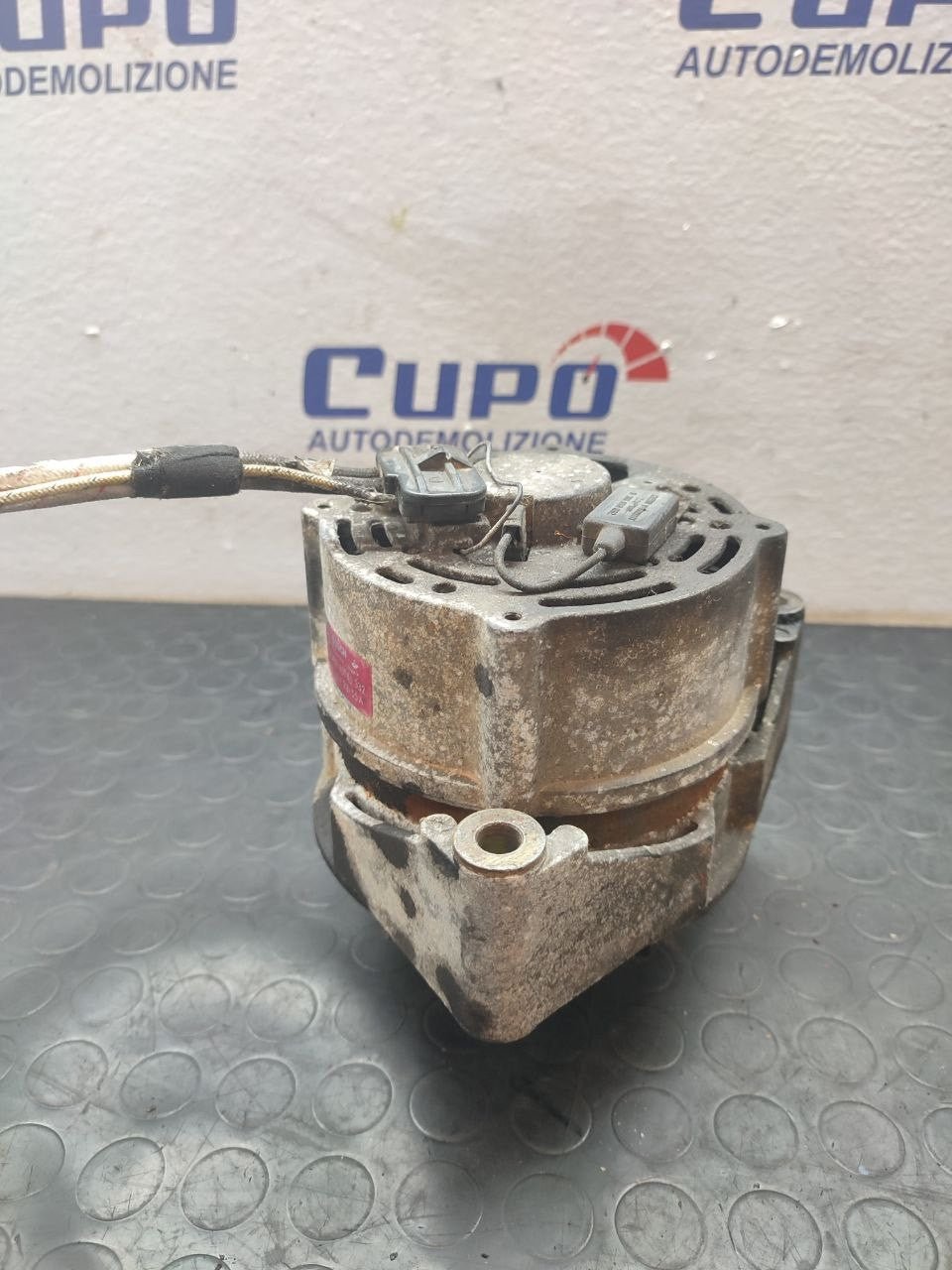 Alternatore MERCEDES BENZ CLASSE E Cod:0120489331 - F&P CRASH SRLS - Ricambi Usati