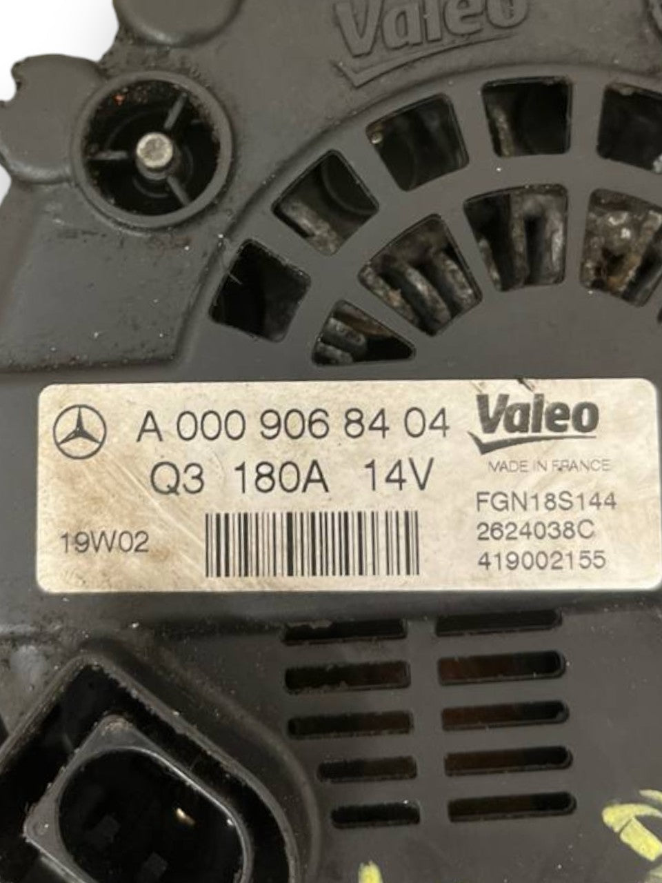 Alternatore Mercedes - Benz Vito W447 2.2 Diesel (2014>) cod: A0009068404 - F&P CRASH SRLS - Ricambi Usati