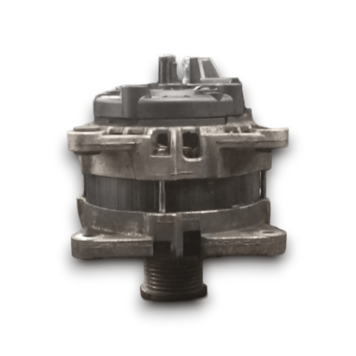 Alternatore Nissan Qashqai (J12) cod . 231004be0b 1.3 benzina (2021 >) - F&P CRASH SRL - Ricambi Usati