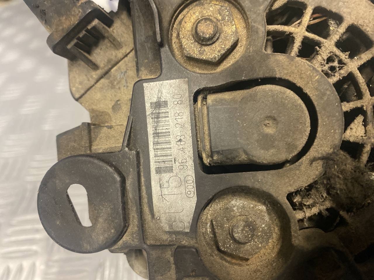 Alternatore Peugeot 307 1.6 (2002) cod:9646321880 - F&P CRASH SRLS - Ricambi Usati