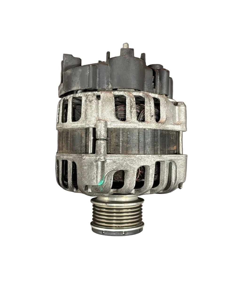 Alternatore Renault Clio IV 1.5 diesel cod.2714146B (2012 - 2021) - F&P CRASH SRL - Ricambi Usati