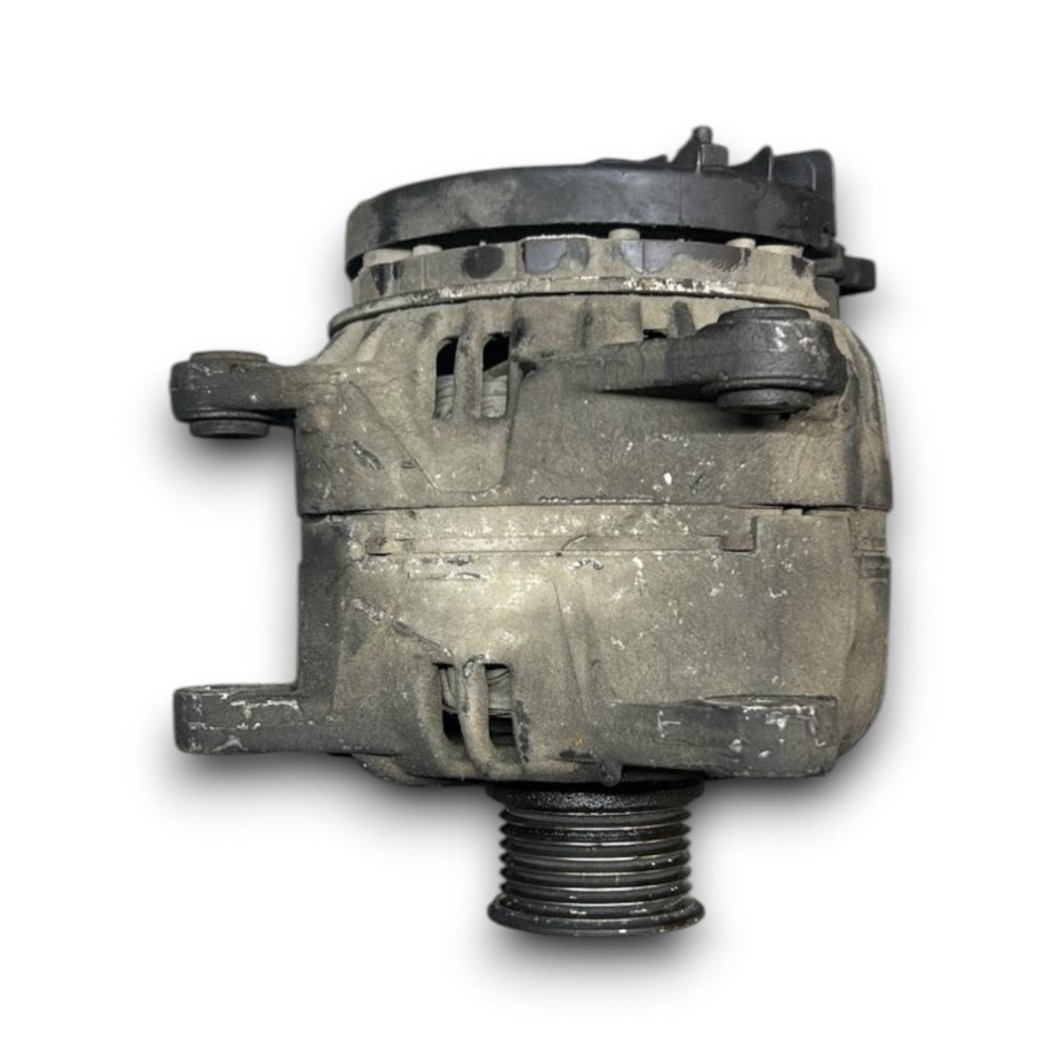 Alternator Renault Master 8200190721 2.5 diesel (1997 > 2010) - F&P CRASH SRL - Used Parts