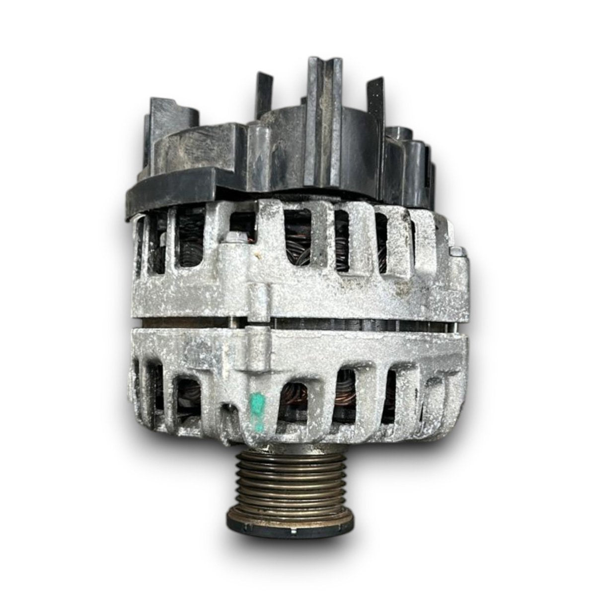 Renault Megane IV alternator 231008040r 1.2 petrol (2015 > 2025) - F&P CRASH SRL - Used Parts