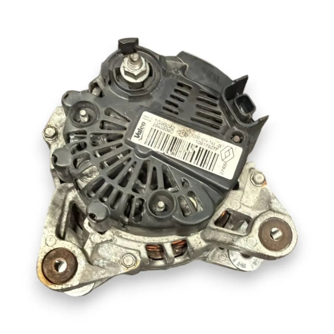 Alternatore Renault Modus 2ª Serie OEM 8200718724 - F&P CRASH SRL - Ricambi Usati