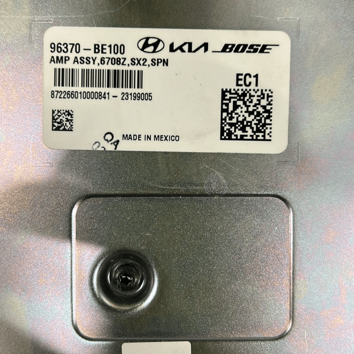 Amplificatore audio hyundai kona cod:96370 - BE100 (2017 >) - F&P CRASH SRL - Ricambi Usati