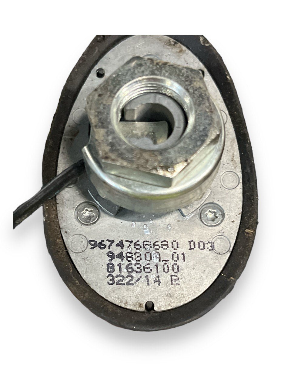 Antenna autoradio Citroen C3 / C3 Picasso (2016>) cod.9674768680 - F&P CRASH SRLS - Ricambi Usati