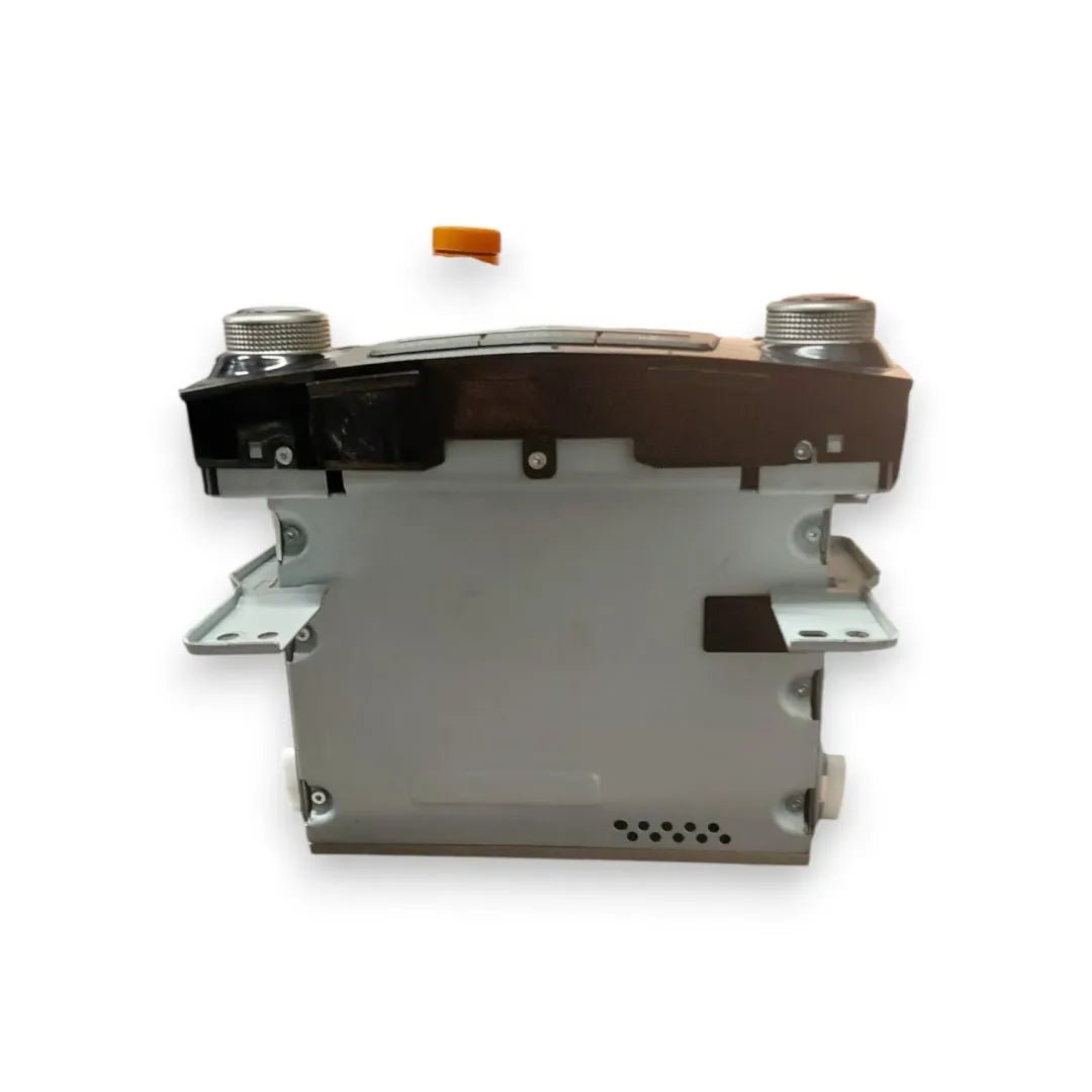 Dettaglio Autoradio SsangYong Tivoli dal 2018 OEM 8915035000LAX - foto 2
