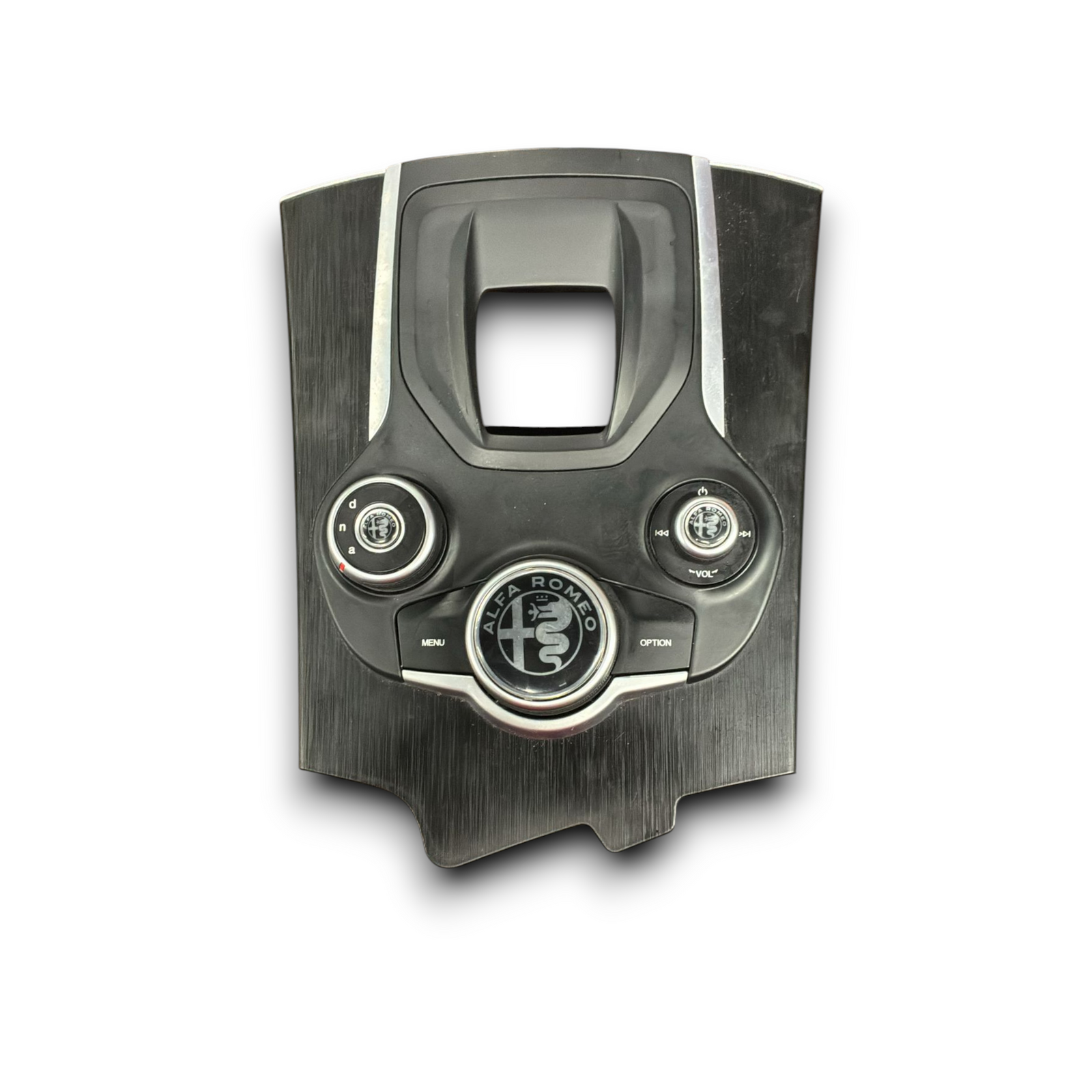 Група команди на автомобилно радио алфа ромео стелвио код : 156130405 (2016 ->)