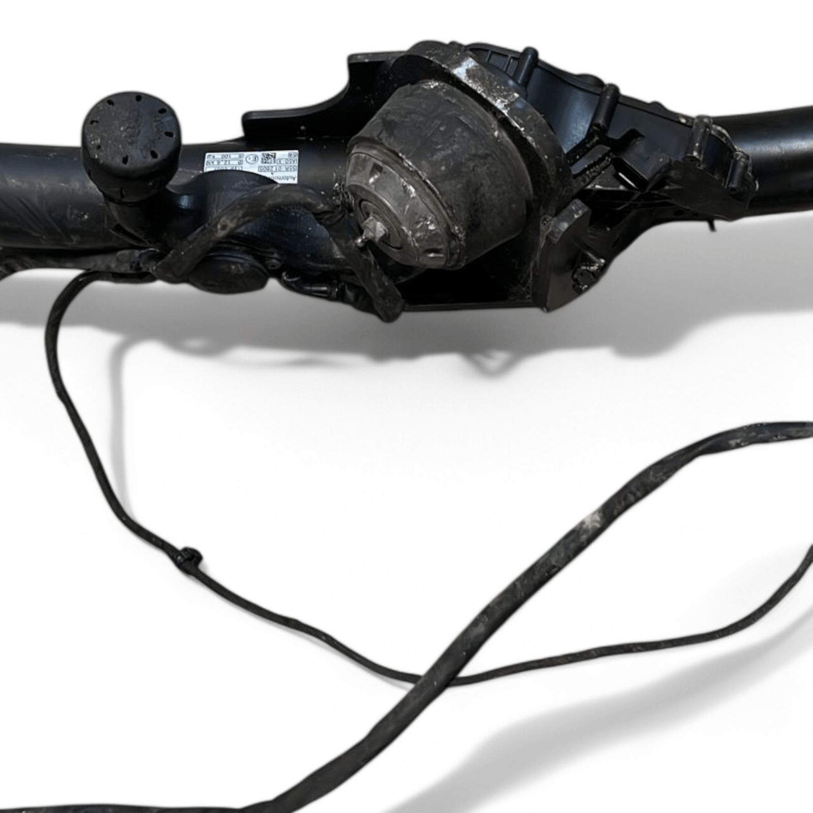 Barra con gancio traino + Cablaggio Audi Q3 F3 (2018 - >) cod.83A800495 - F&P CRASH SRLS - Ricambi Usati