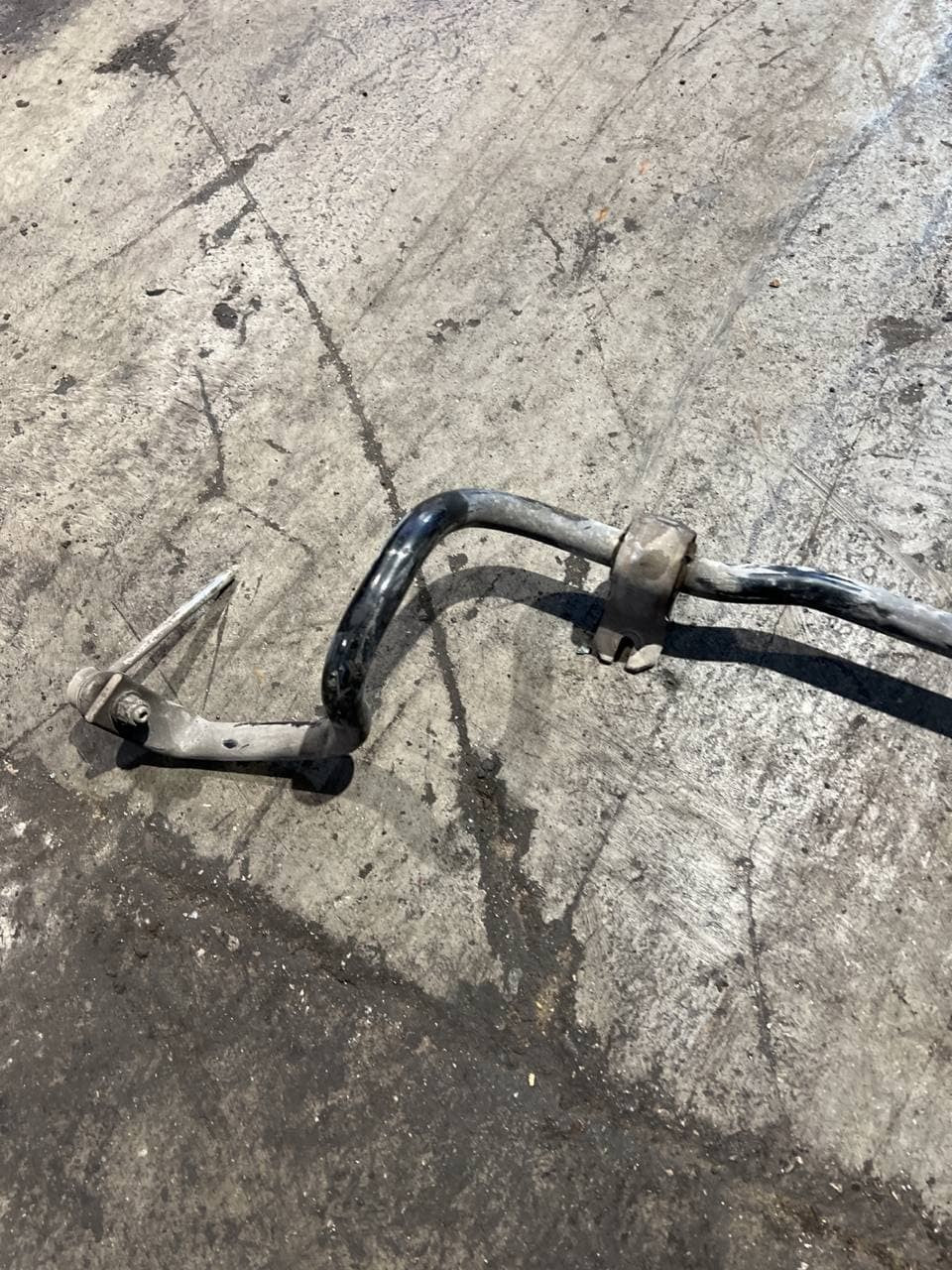 Barra stabilizzatrice antirollio Renault Clio IV cod 546112239r - F&P CRASH SRLS - Ricambi Usati