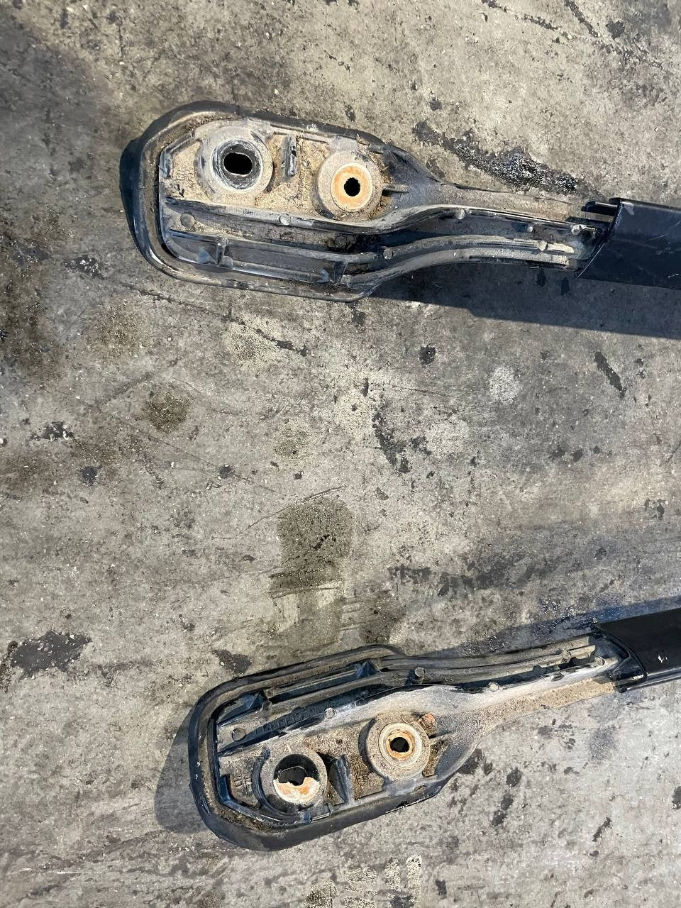 Barre tetto / portapacchi Toyota rav 4 anno 2005 - F&P CRASH SRLS - Ricambi Usati