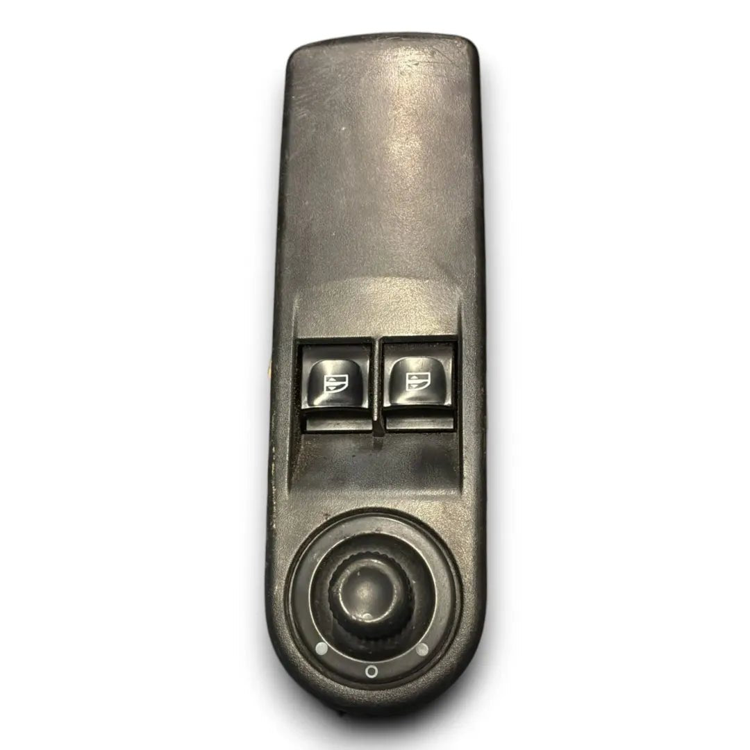 Blocco comandi alzacristalli e retrovisori esterno Renault Clio 2012–2016 cod. 809611667R