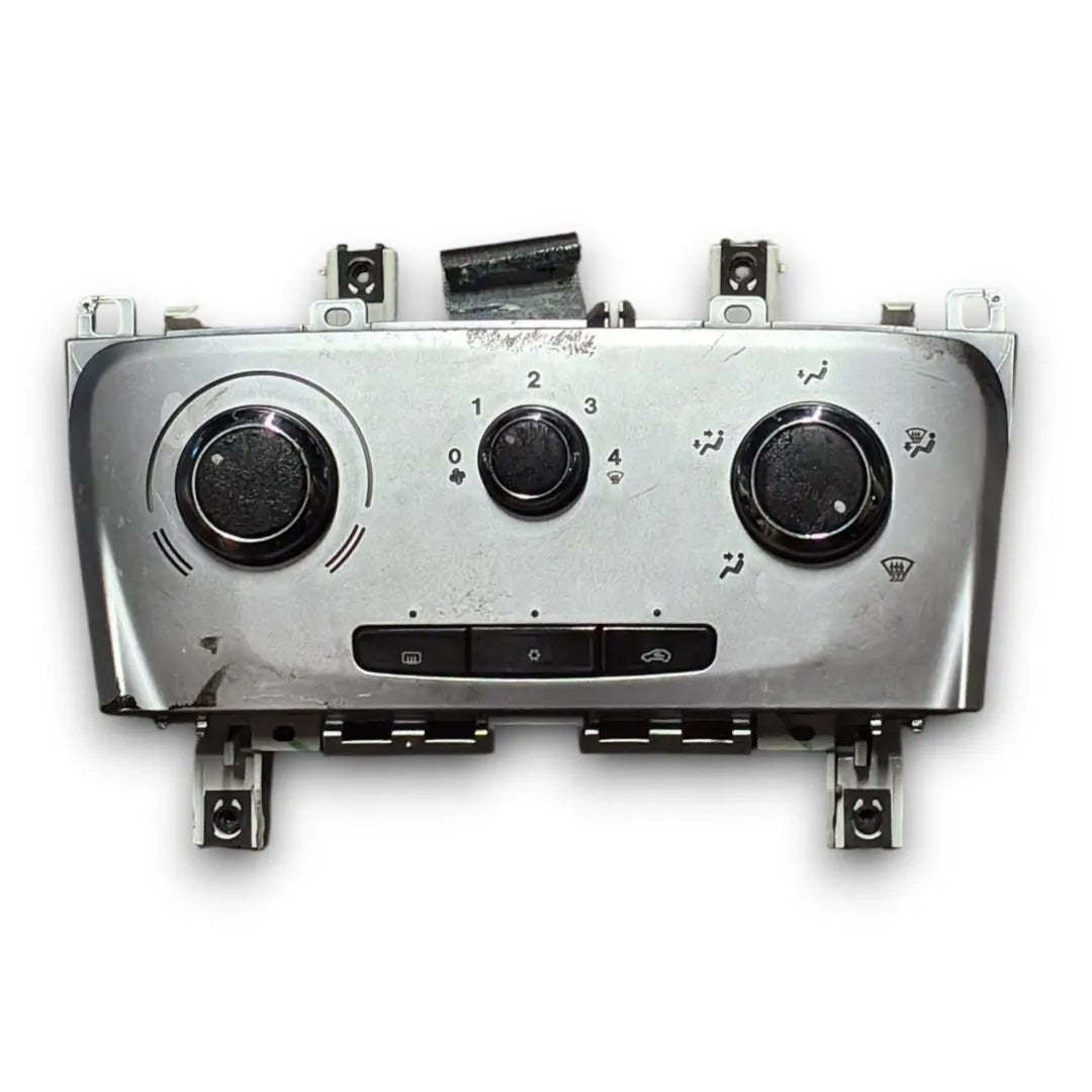 Blocco comando climatizzazione Lancia Delta OEM 77365019 - F&P CRASH SRL - Ricambi Usati