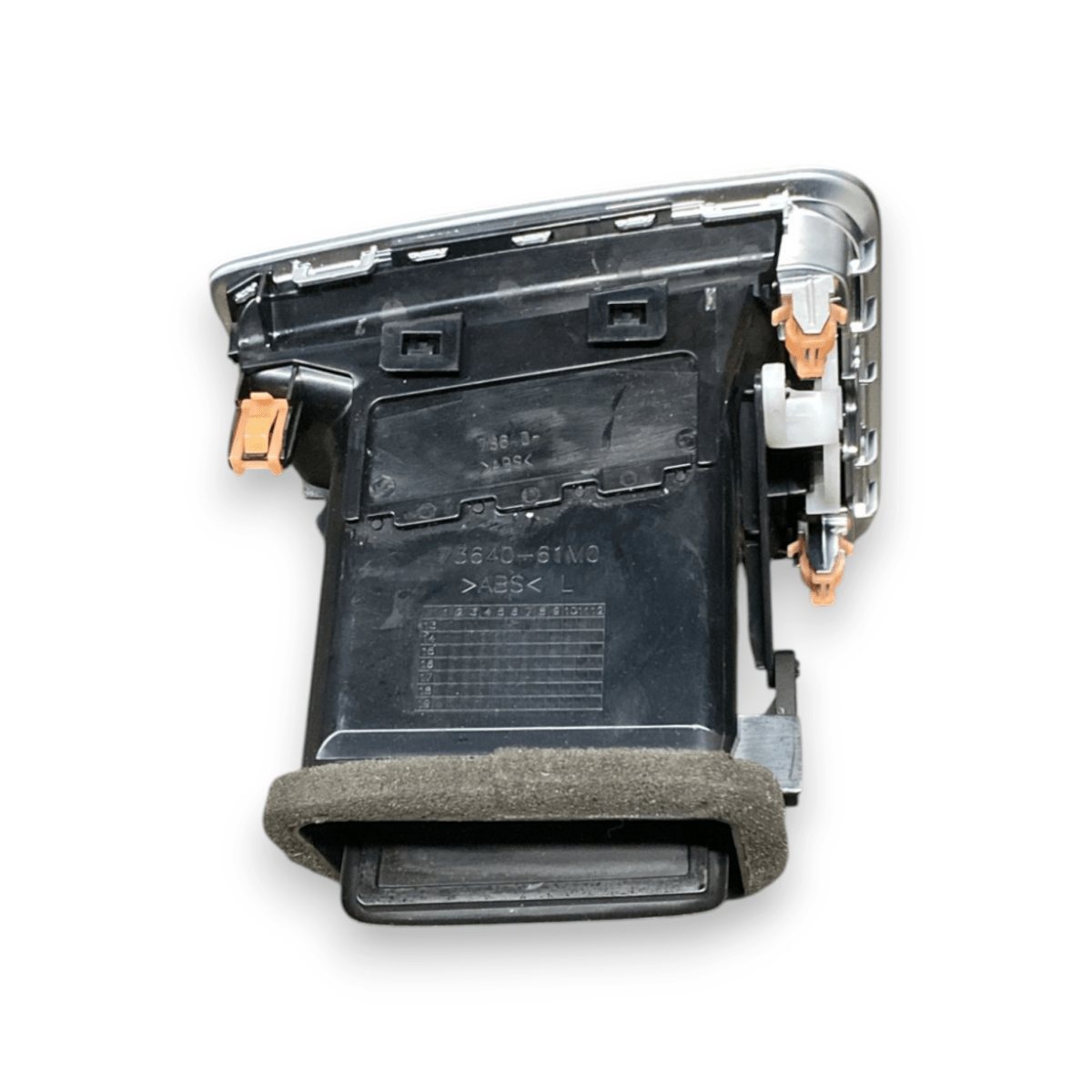 Bocchetta aria anteriore sinistra suzuki sx4 s - cross cod:73640 - 61m0 (2022 - ) - F&P CRASH SRLS - Ricambi Usati