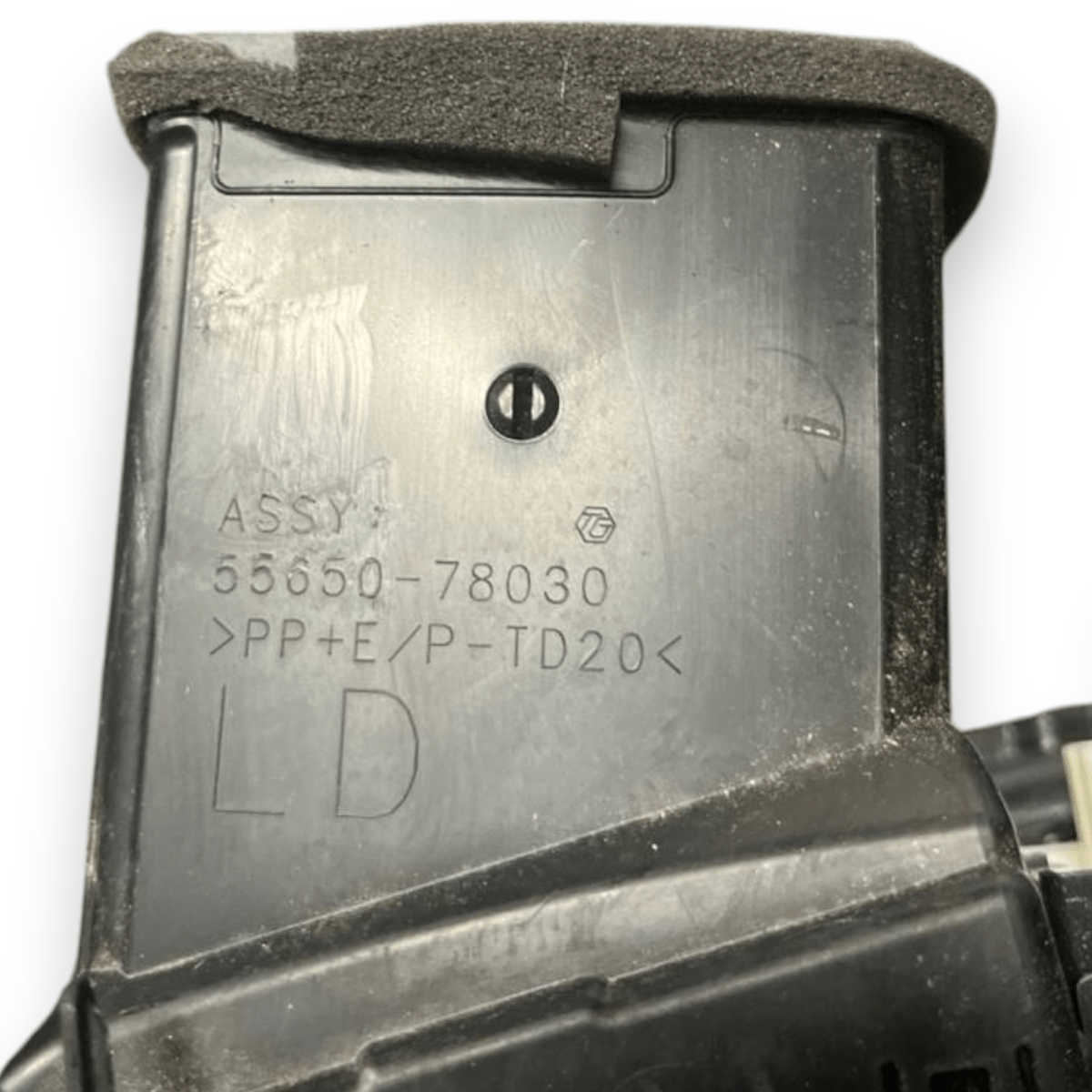 Bocchetta Aria anteriore sinistra (sx) + Rivestimento Lexus NX II (2021 - ) cod: 55650 - 78030 - F&P CRASH SRLS - Ricambi Usati