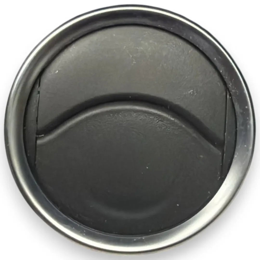 Bocchetta aria centrale cruscotto destra Suzuki Vitara OEM 7363054P00AQS - F&P CRASH SRL - Ricambi Usati