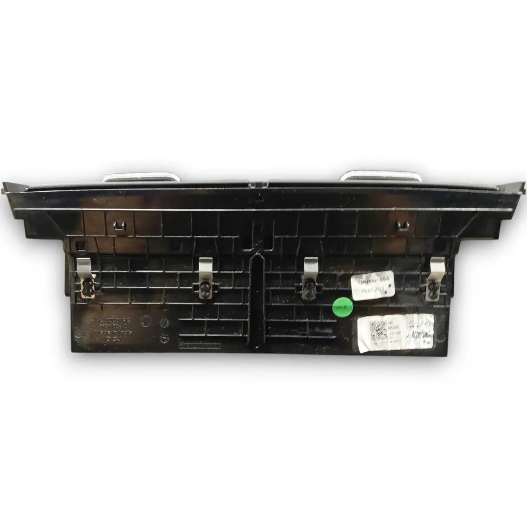 Bocchetta aria centrale cruscotto Skoda Octavia dal 2020 OEM 5E3820951 - F&P CRASH SRL - Ricambi Usati