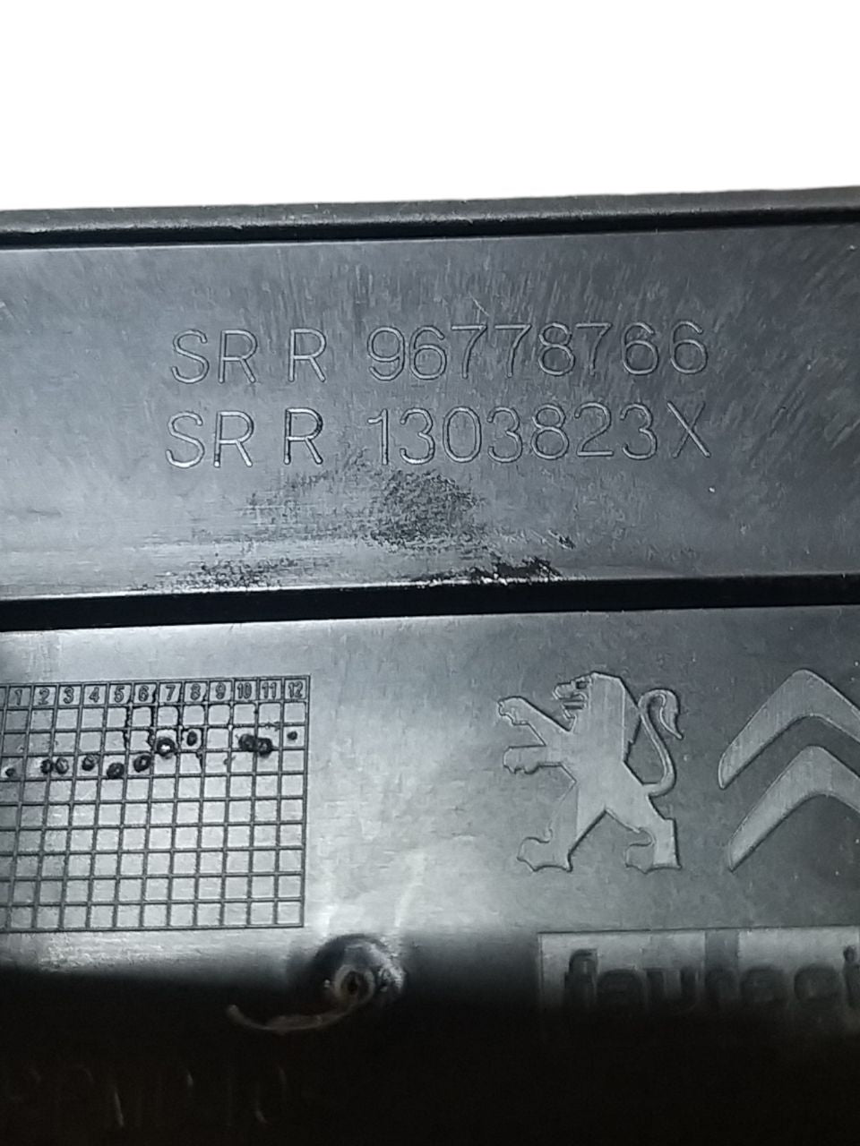 Bocchetta Aria Condizionata Destra Peugeot 308 ( 2020 > ) Cod : 96778766 - F&P CRASH SRLS - Ricambi Usati