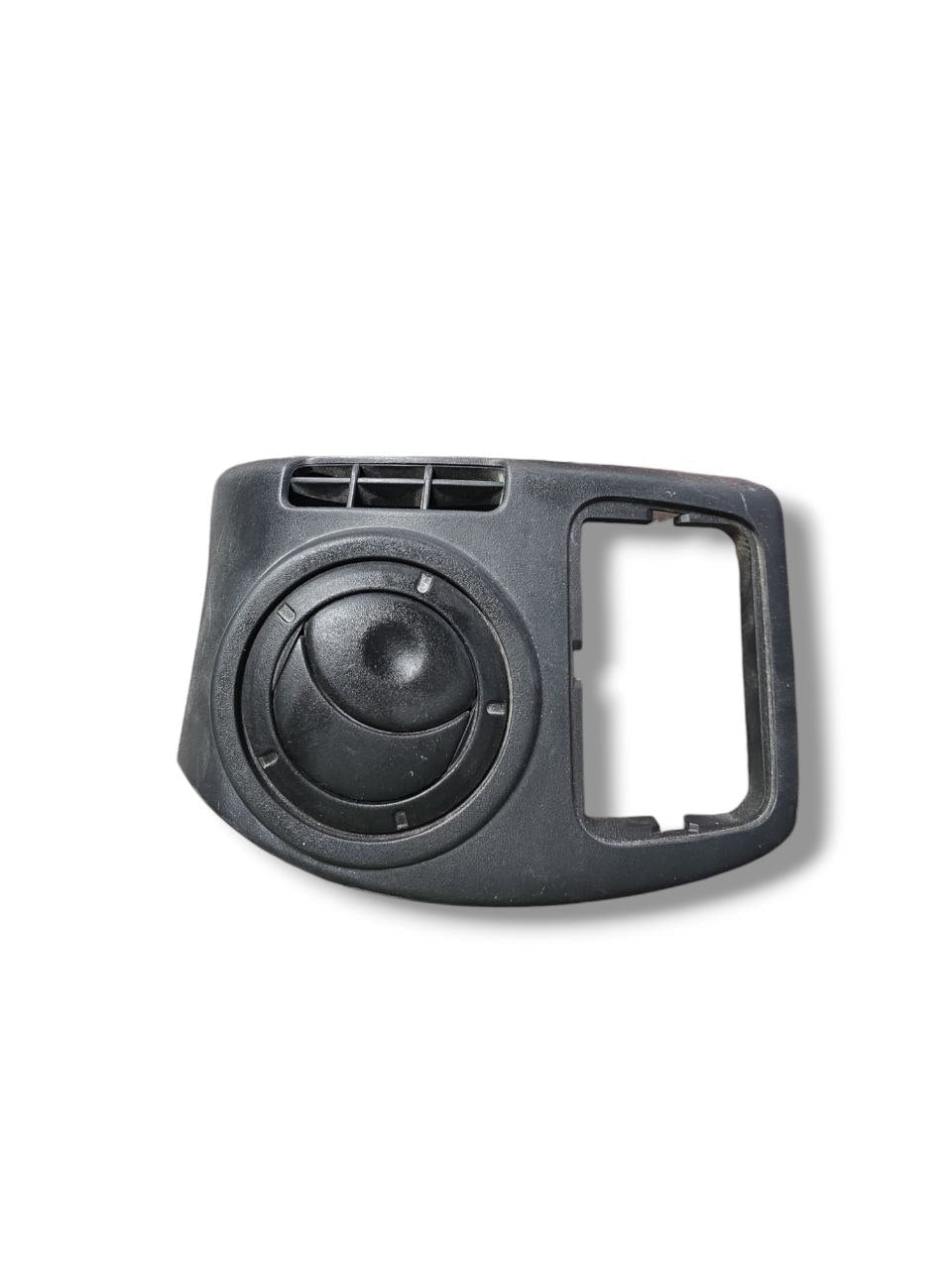 BOCCHETTA ARIA CONDIZIONATA DESTRA RENAULT MASTER III (2014 - 2019) Cod : 6 - 321 - S140 - F&P CRASH SRLS - Ricambi Usati