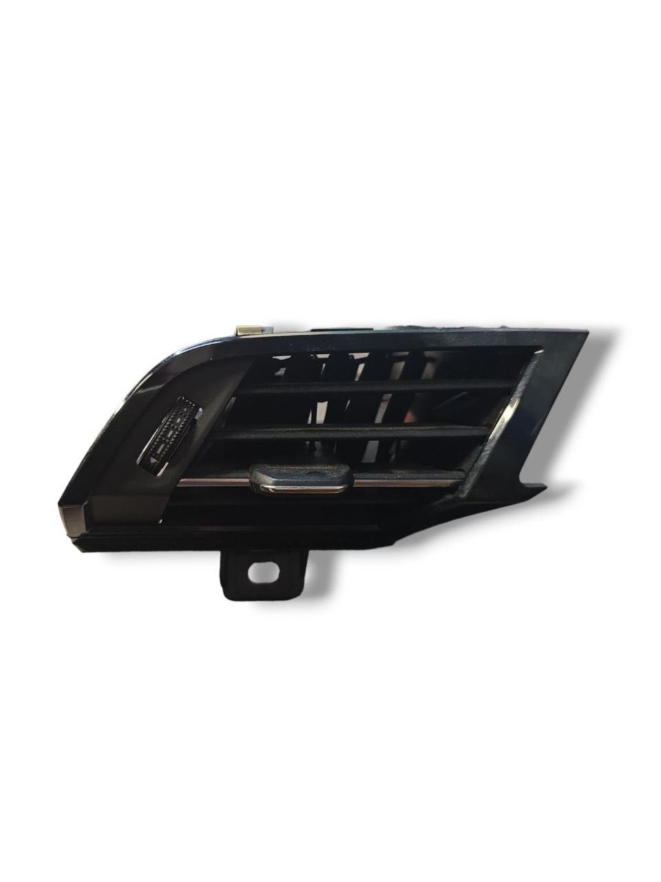 Bocchetta Aria Condizionata Sinistra Audi Q3 ( 2018 > ) Cod : 83B820901 - F&P CRASH SRLS - Ricambi Usati