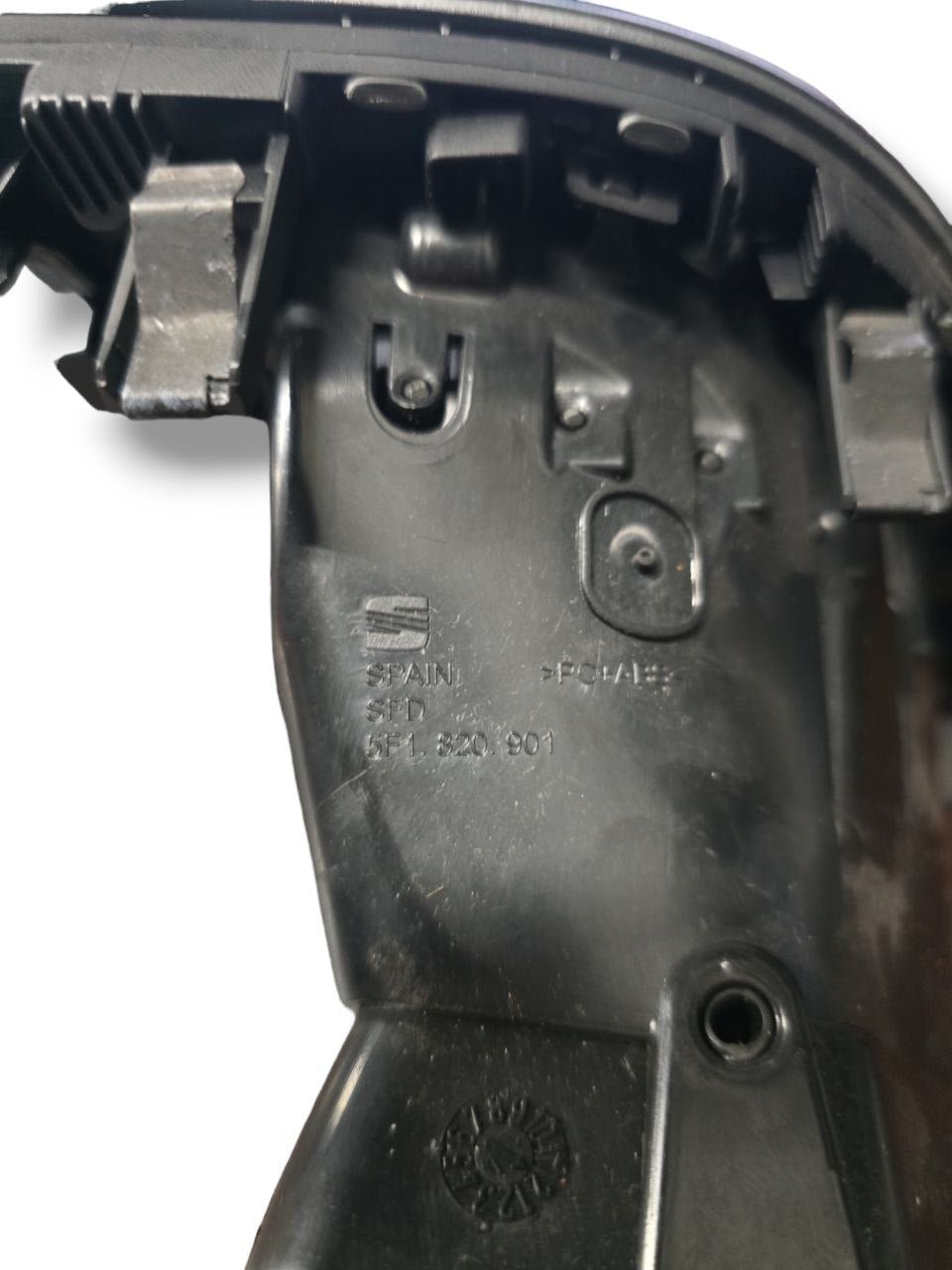 Bocchetta Aria Condizionata Sinistra Seat Leon (2013 - 2019) Cod : 5F1820901 - F&P CRASH SRLS - Ricambi Usati